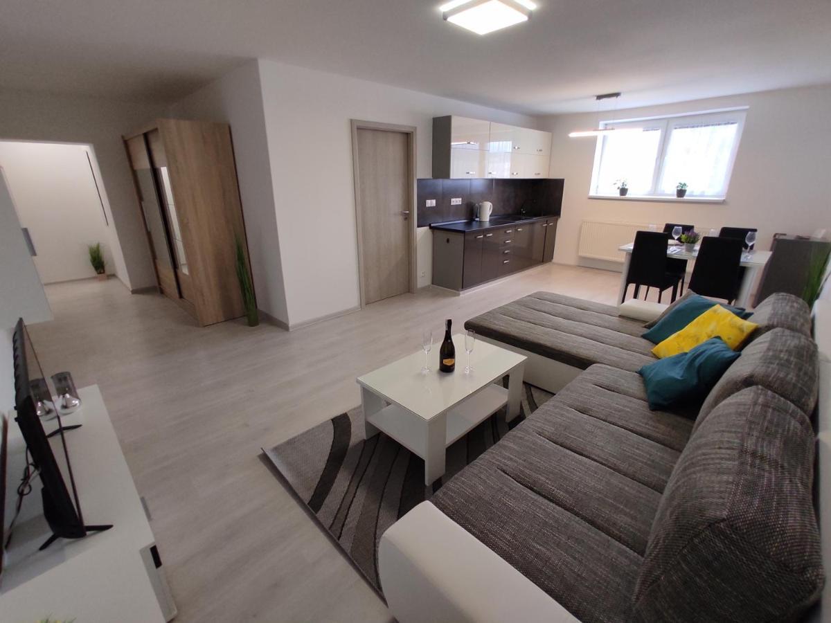 Apartmany Bytca Eksteriør billede