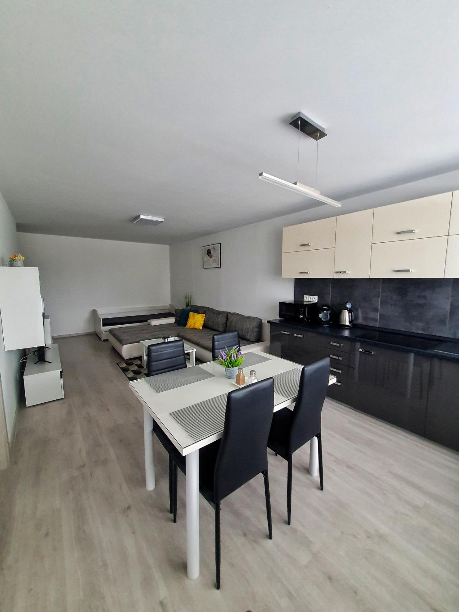 Apartmany Bytca Eksteriør billede